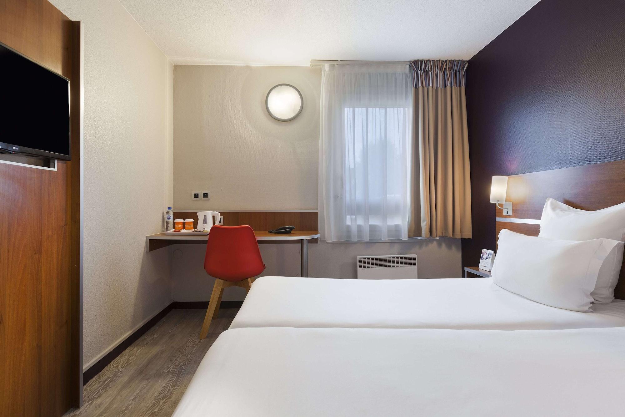 Comfort Hotel Linas - Montlhery Buitenkant foto