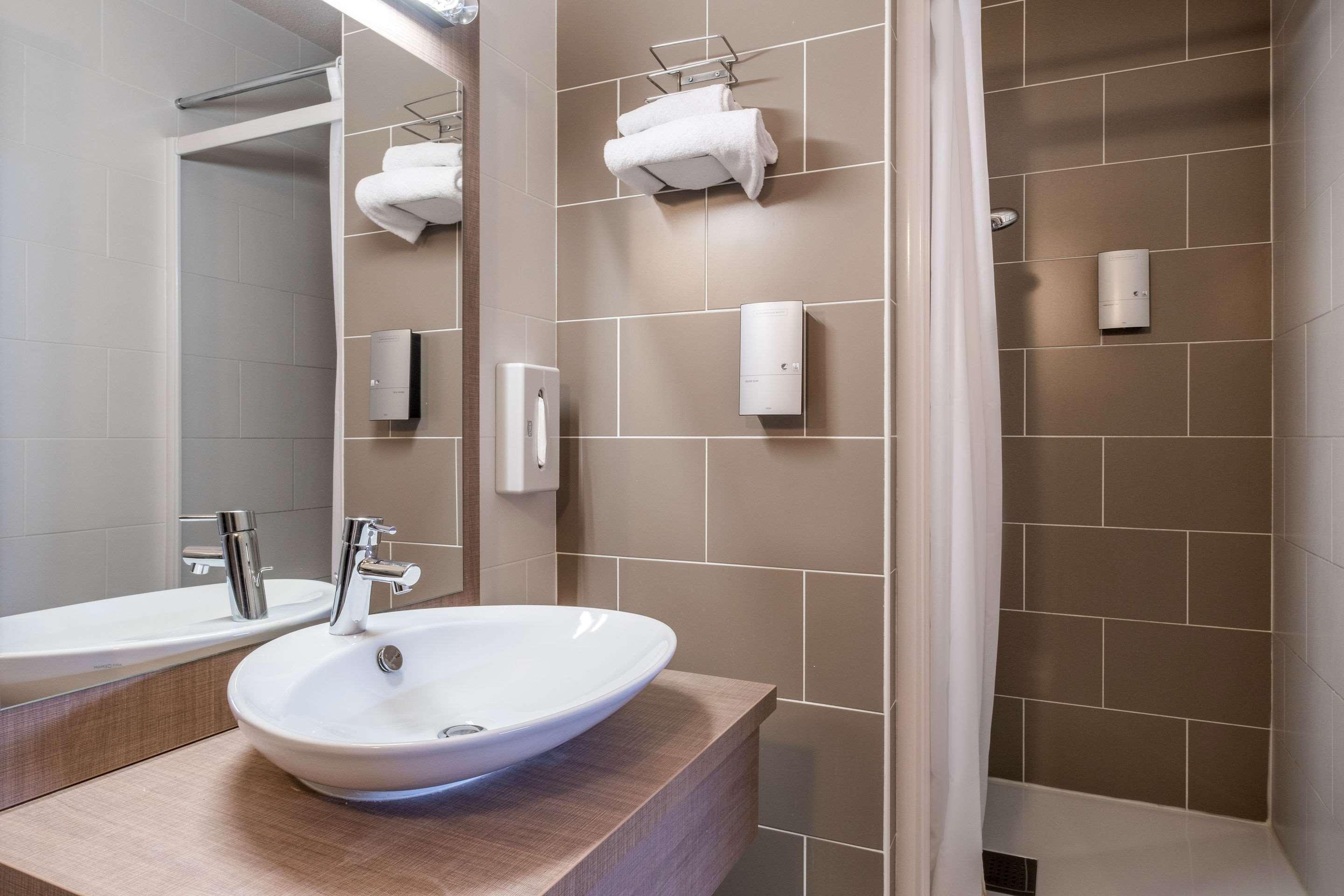 Comfort Hotel Linas - Montlhery Buitenkant foto