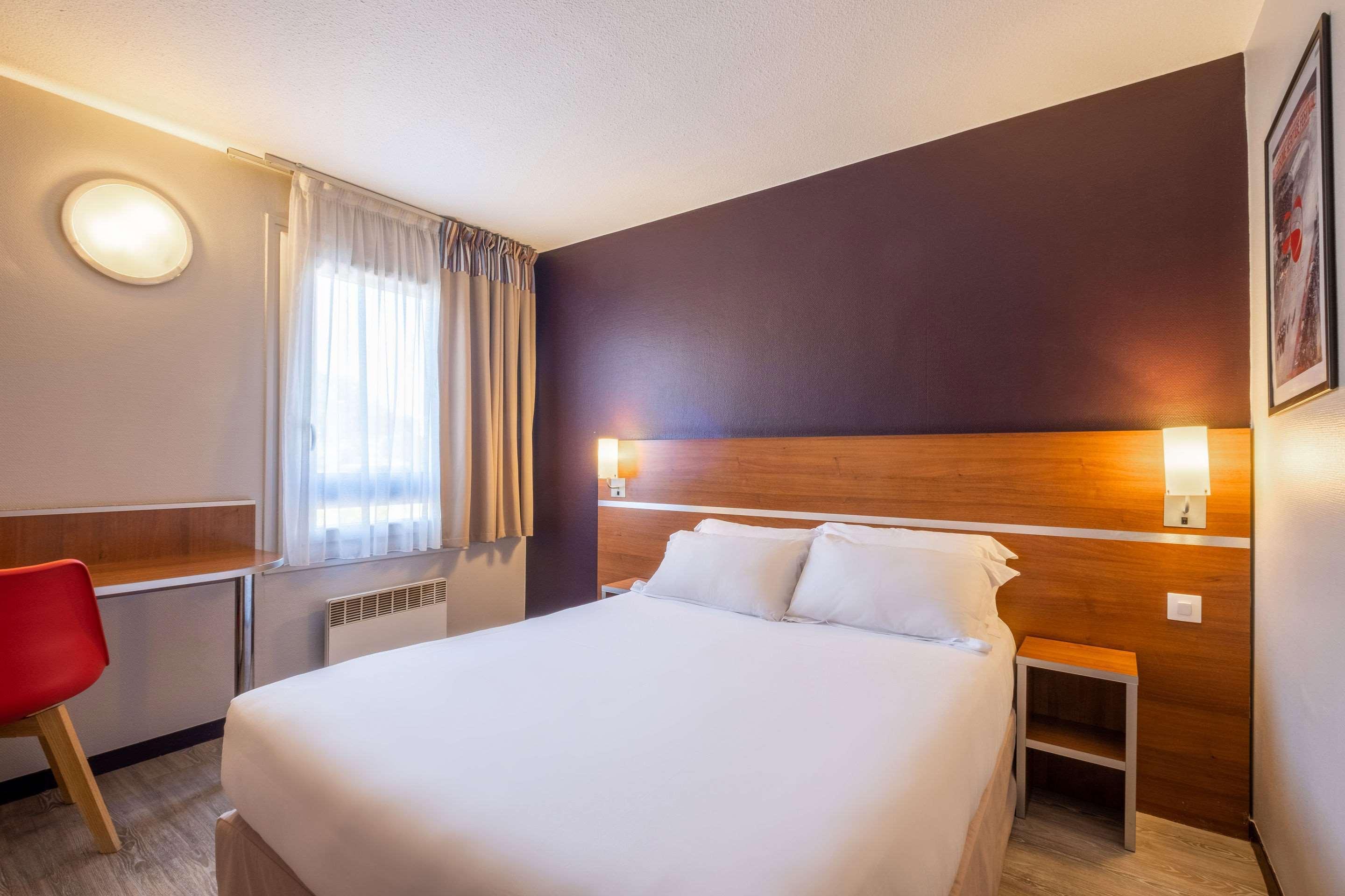 Comfort Hotel Linas - Montlhery Buitenkant foto