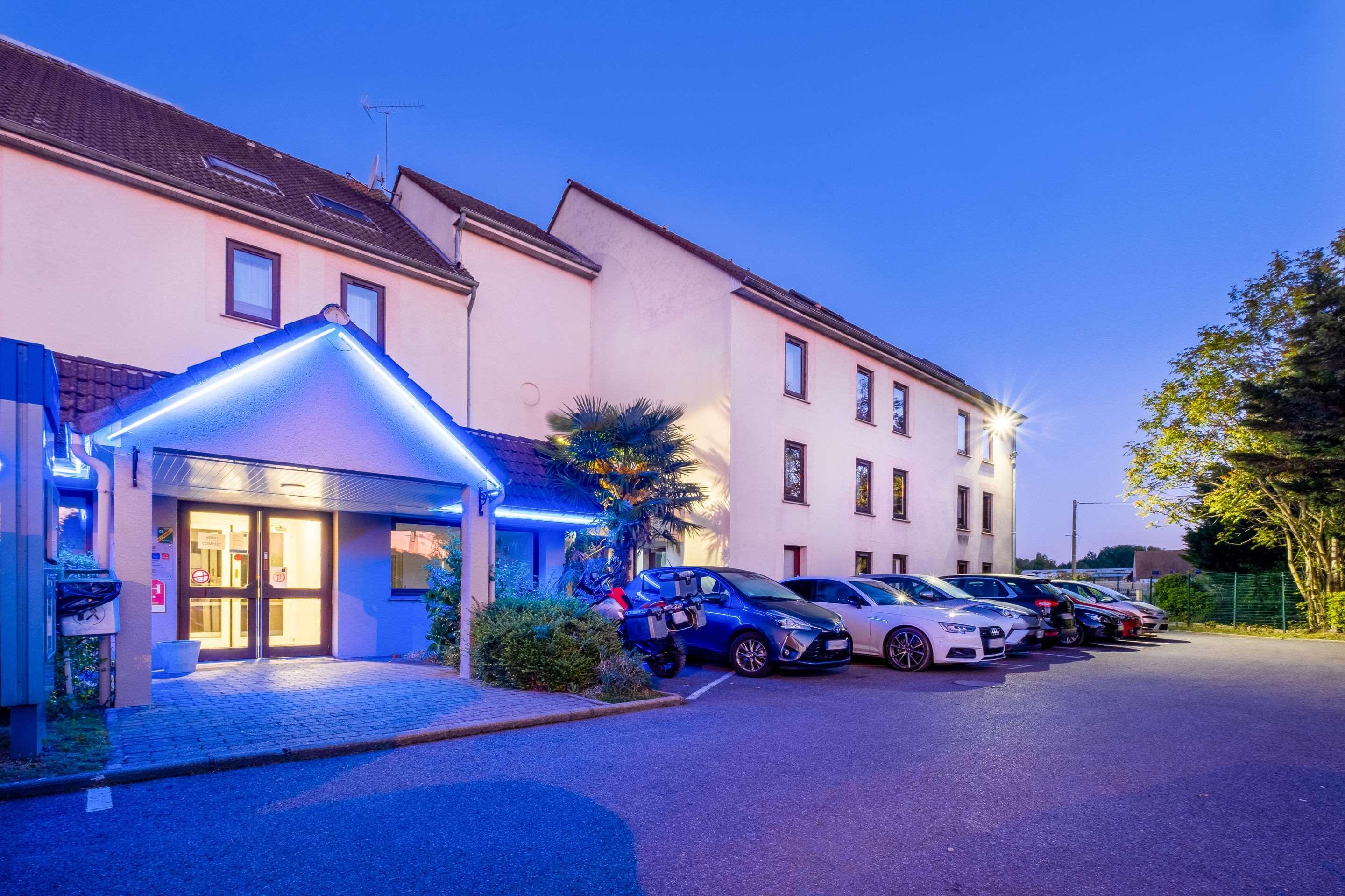 Comfort Hotel Linas - Montlhery Buitenkant foto