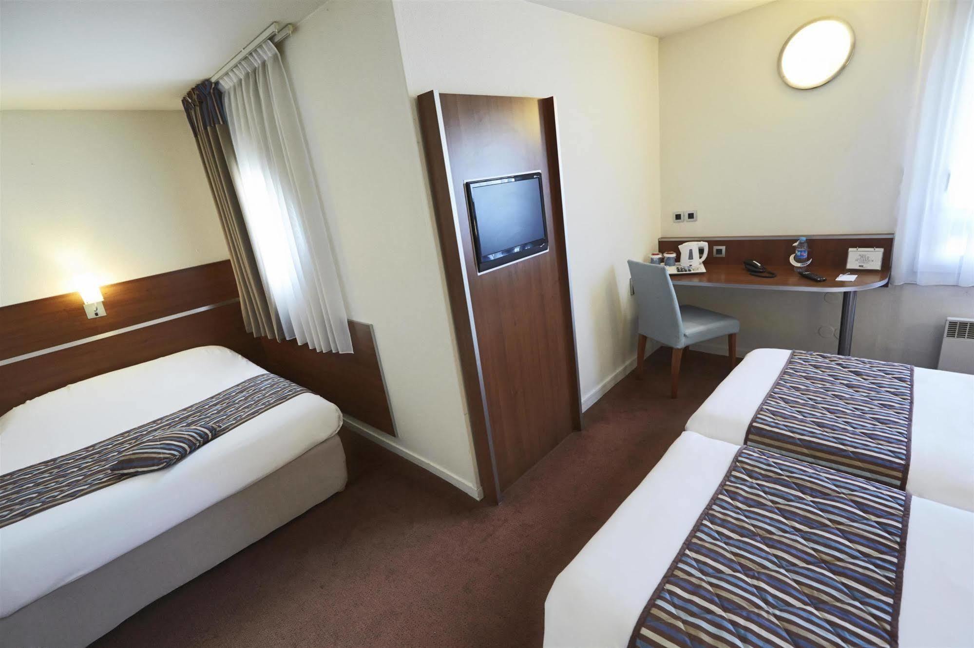Comfort Hotel Linas - Montlhery Buitenkant foto