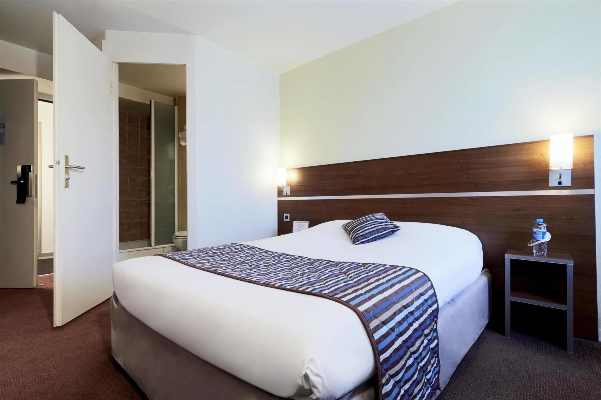 Comfort Hotel Linas - Montlhery Buitenkant foto