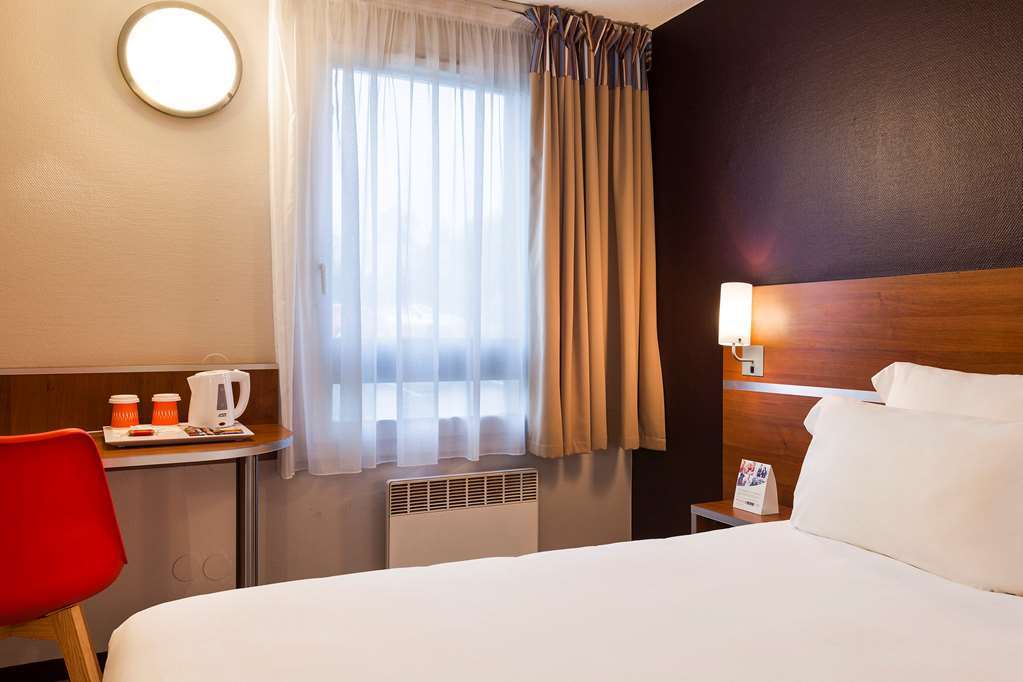 Comfort Hotel Linas - Montlhery Buitenkant foto