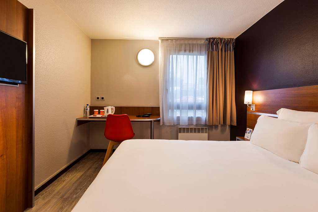 Comfort Hotel Linas - Montlhery Buitenkant foto
